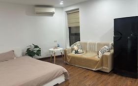 Bom'S House
